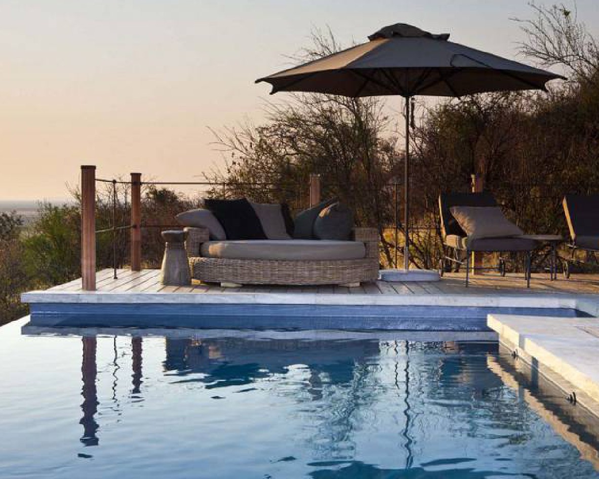 Swimming-Pool Swimming-Pool